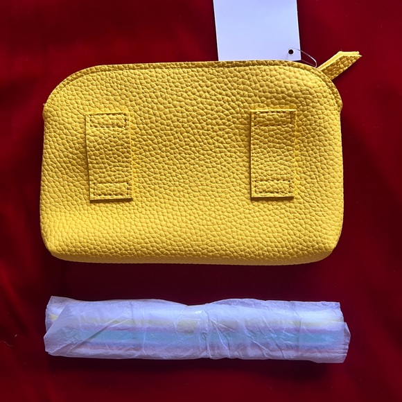 Nordstrom Convertible Fanny Pack / Pouch / Wallet with Adjustable Rainbow Strap - Picture 8 of 8